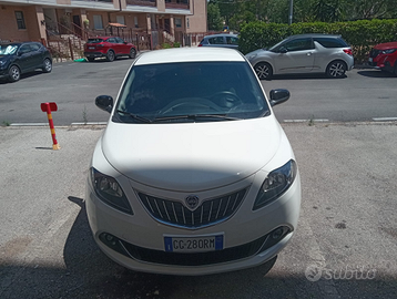 Lancia ypsilon Hybrid