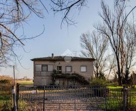 CASA INDIPENDENTE A CORREGGIO