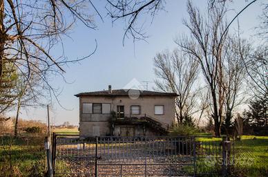 CASA INDIPENDENTE A CORREGGIO