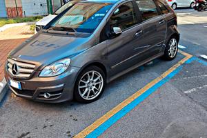 mercedes classe B200d