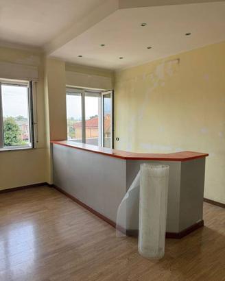 Immobile di 90 m² con 3 locali a Giugliano in Camp