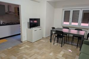 Locri appartamento arredato