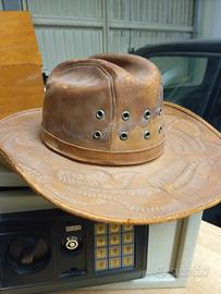 cappello in vera pelle 