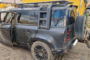 Land Rover Defender per ricmabi (2a)