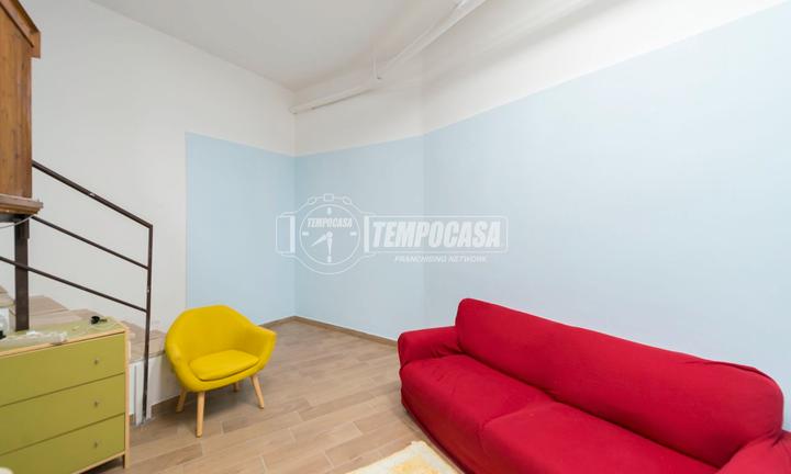 VENDITA IMMOBILE VICINO ALLA METROPOLITANA M4