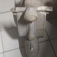 Vespa in Gesso da giardino 