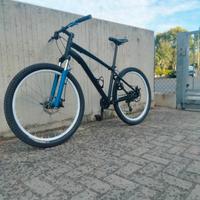 bici Mountain bike prezzo trattabile 