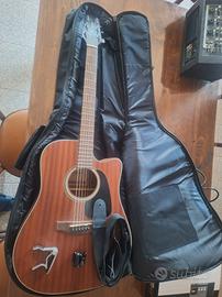 chitarra Takamine