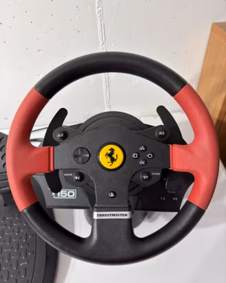 Thrustmaster T150 Ferrari con pedaliera