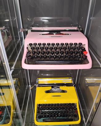 Macchine da/per scrivere Olivetti Lettera 22
