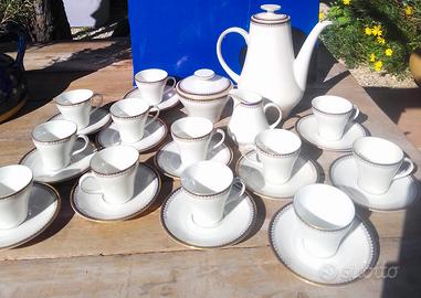 antico elegante servizio da te