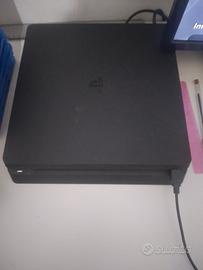 ps4 slim 500GB+13 giochi 