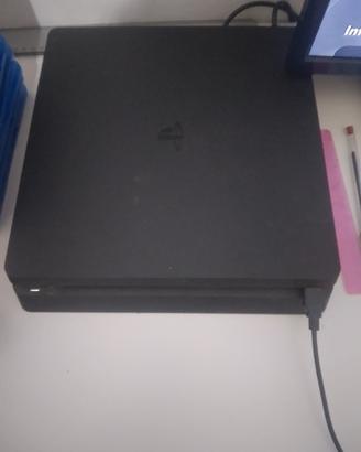 ps4 slim 500GB+13 giochi 