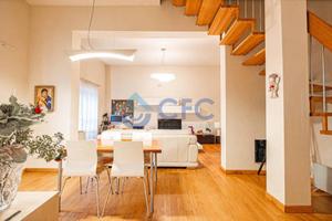 Appartamento di 140 m² con 4 locali e box auto a A