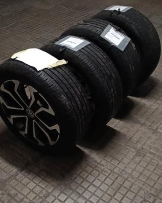 Cerchi e gomme Toyota Yaris Cross