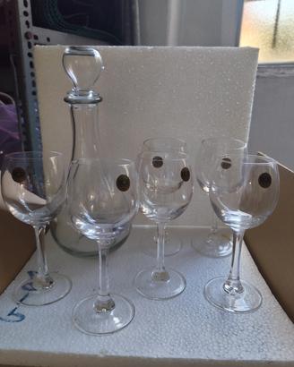 SERVIZIO DI BICCHIERI E DECANTER