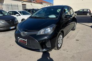 TOYOTA Yaris 1.0 69cv 5 porte Cool