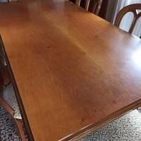 Tavolo in legno anni 70