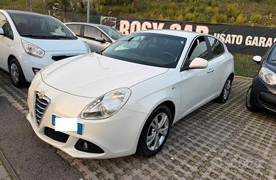 Alfa Romeo Giulietta 1.6 JTDm-2 105 CV Distinctive