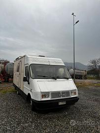 CAMPER IVECO TURBO DAILY PREZZO TRATTABILE