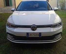 Golf 8 1.5 130cv