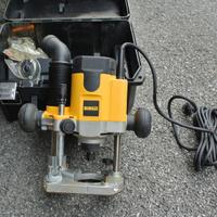 ELETTROFRESATRICE DEWALT NUOVA