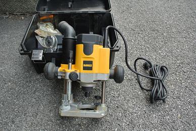 ELETTROFRESATRICE DEWALT NUOVA