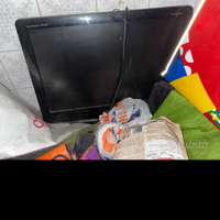 Televisore, schermo piatto HD a soli 30 €