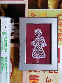 Angioletto in pizzo Cantù (compresa cornice)