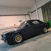 Bmw cabriolet 318i e30