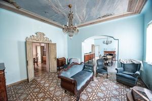 Ampia casa indipendente