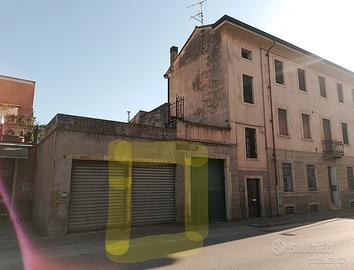 Garage centro Este