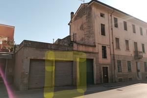 Garage centro Este