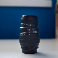 Sigma AF 70-300mm f/4-5.6 APO Macro Super II