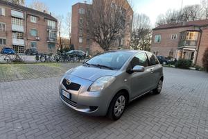 Toyota Yaris 1.0 3 porte