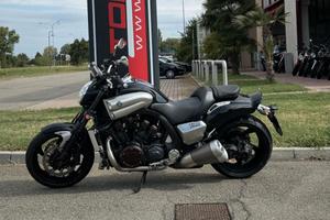 Yamaha VMAX - 2010