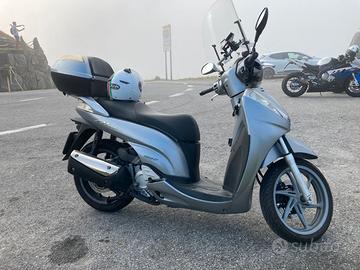 Honda SH 300 i ABS
