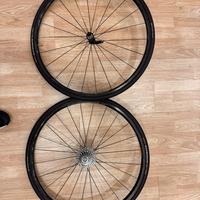 Ruote Campagnolo in carbonio