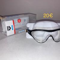 Occhiali piscina arena