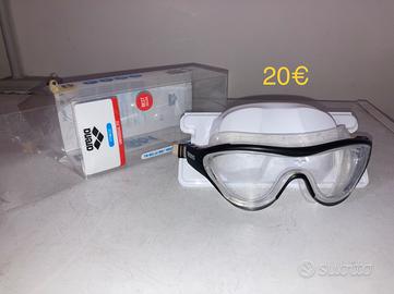 Occhiali piscina arena