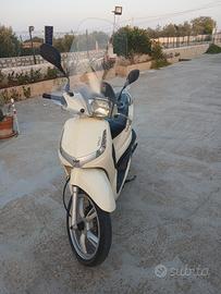 vendersi scooter 