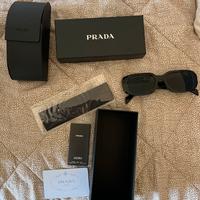Occhiali da sole prada
