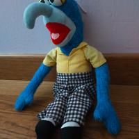 Peluches Muppet e Topolino grande