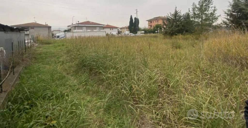 Immobile in asta di 6961 m² a Notaresco - Altro