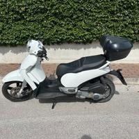 Scooter scarabeo 300s