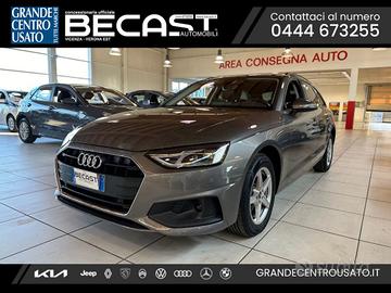 AUDI A4 Avant 30 TDI/136 CV S tronic Business UN