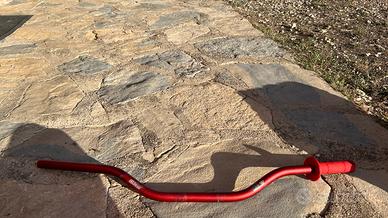 Manubrio Circuit  rosso con traversino nero