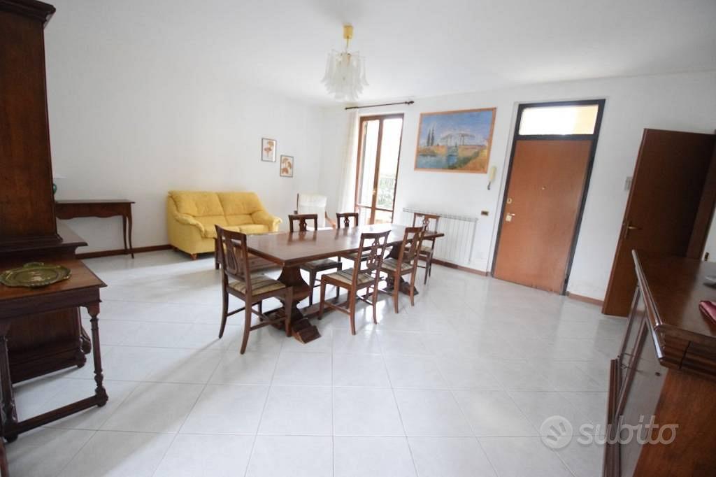 Apartment in Roncello, Monza e della Brianza - Vista 4