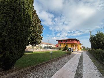 Villa bifamiliare a Gazzo Veronese
