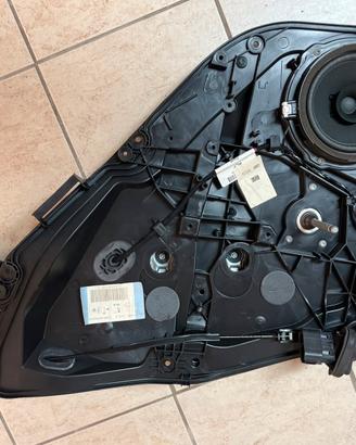 parte interna sportello posteriore ford fiesta